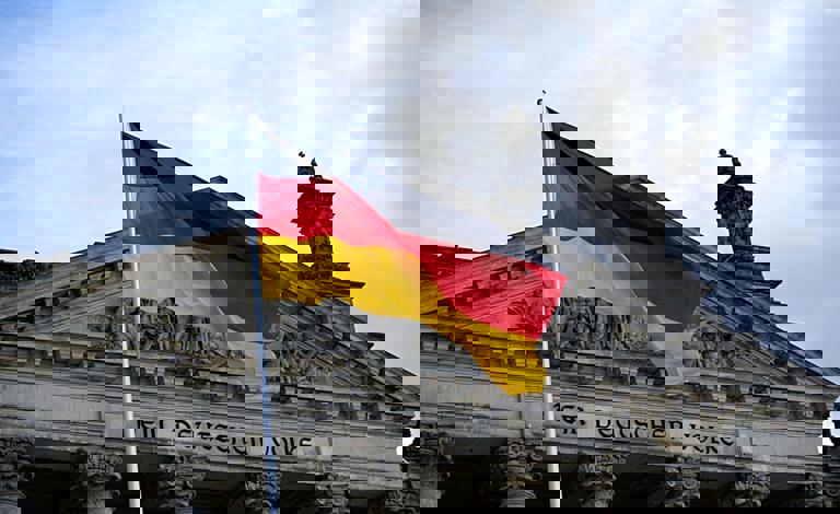 Calls Grow to Restrict Lobbyist Access After Leaked Meeting Records